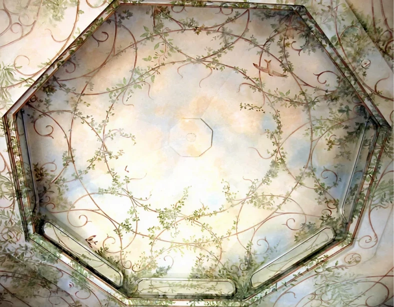 Octagonal ceiling with vines and birds
